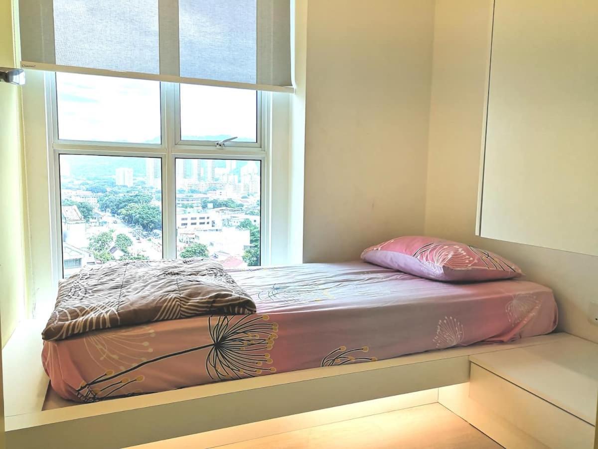 Deluxe And Feel Like A 1, 3-6 Pax ,netflix, *